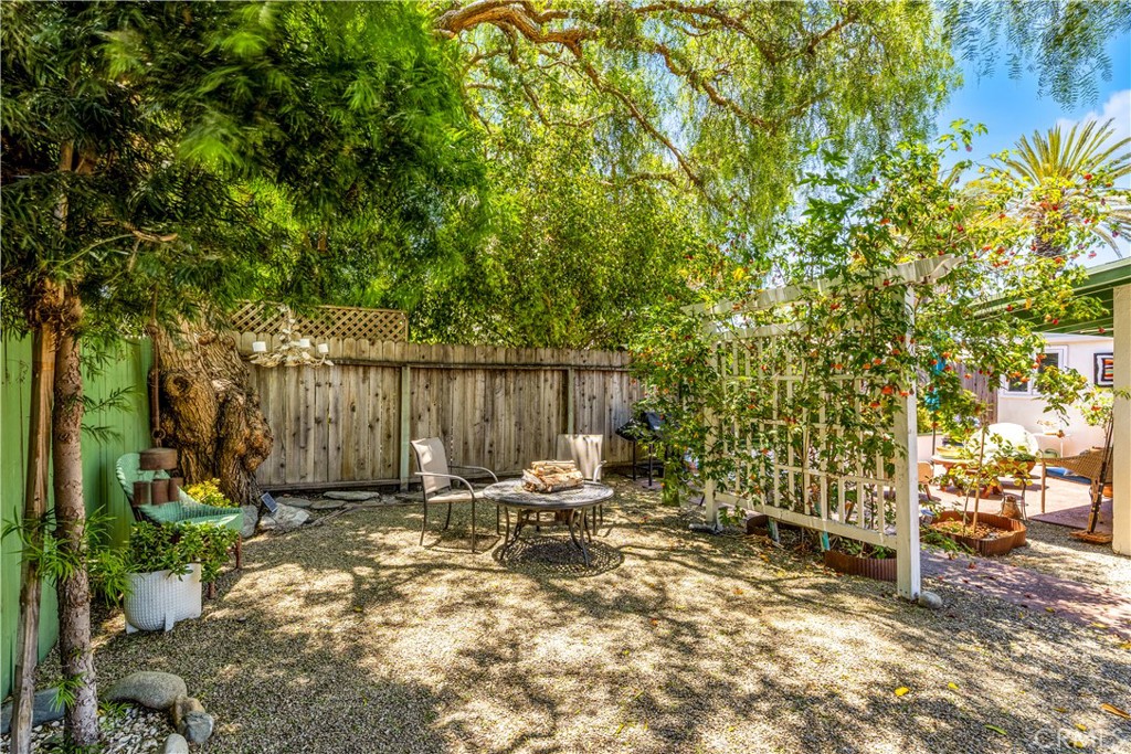 24932 La Cresta Drive