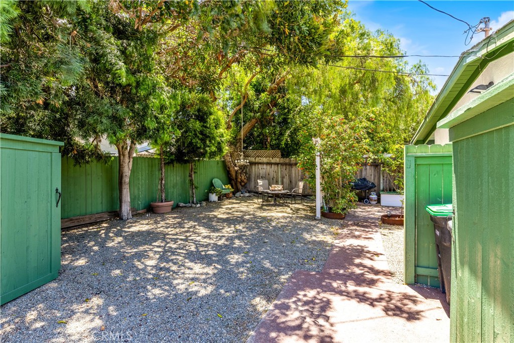 24932 La Cresta Drive