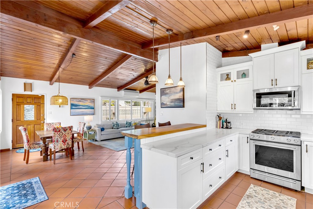 24932 La Cresta Drive