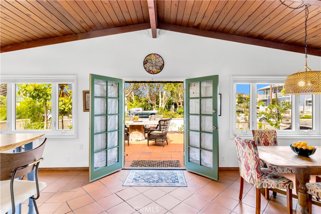 24932 La Cresta Drive