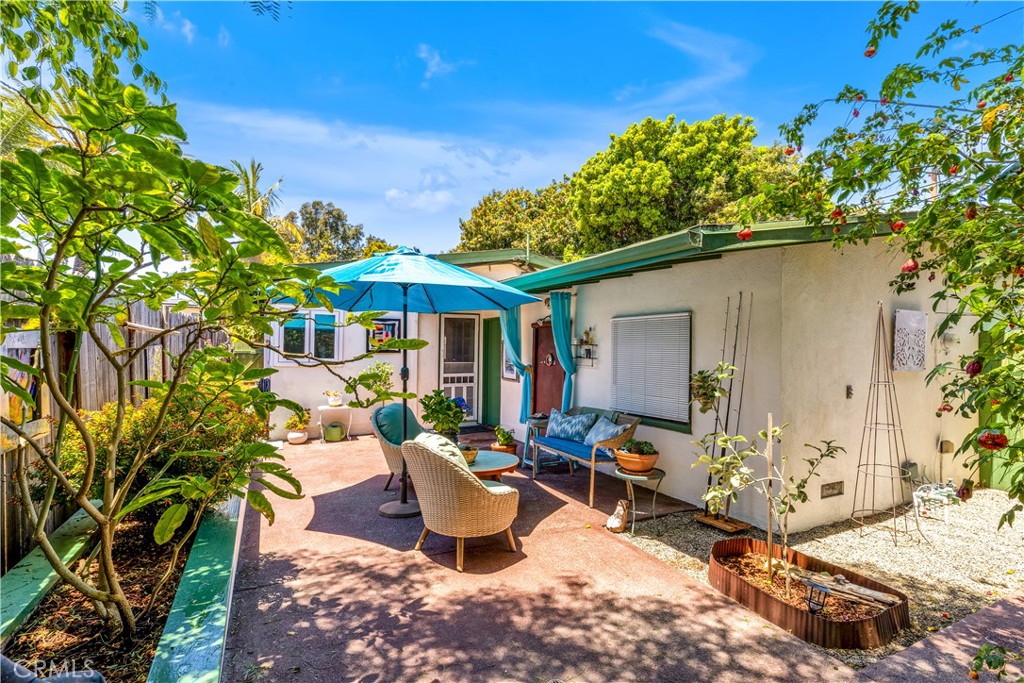 24932 La Cresta Drive