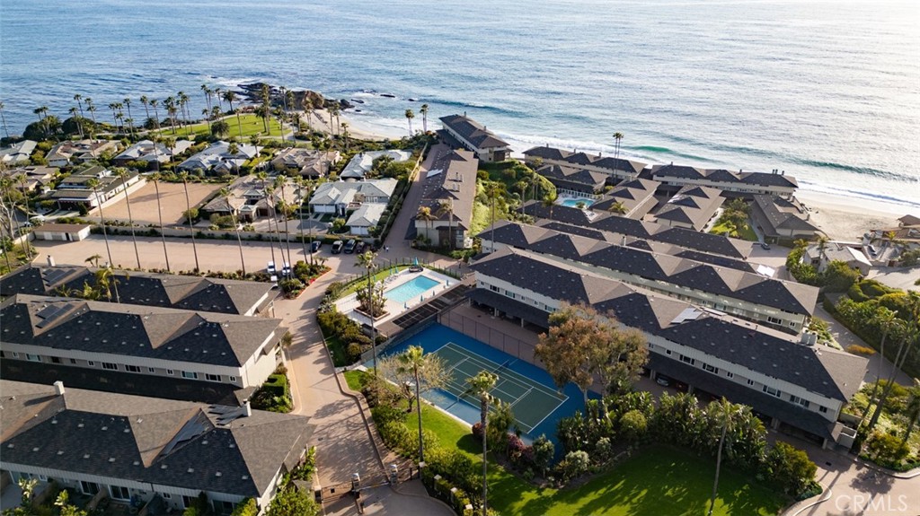75 Blue Lagoon