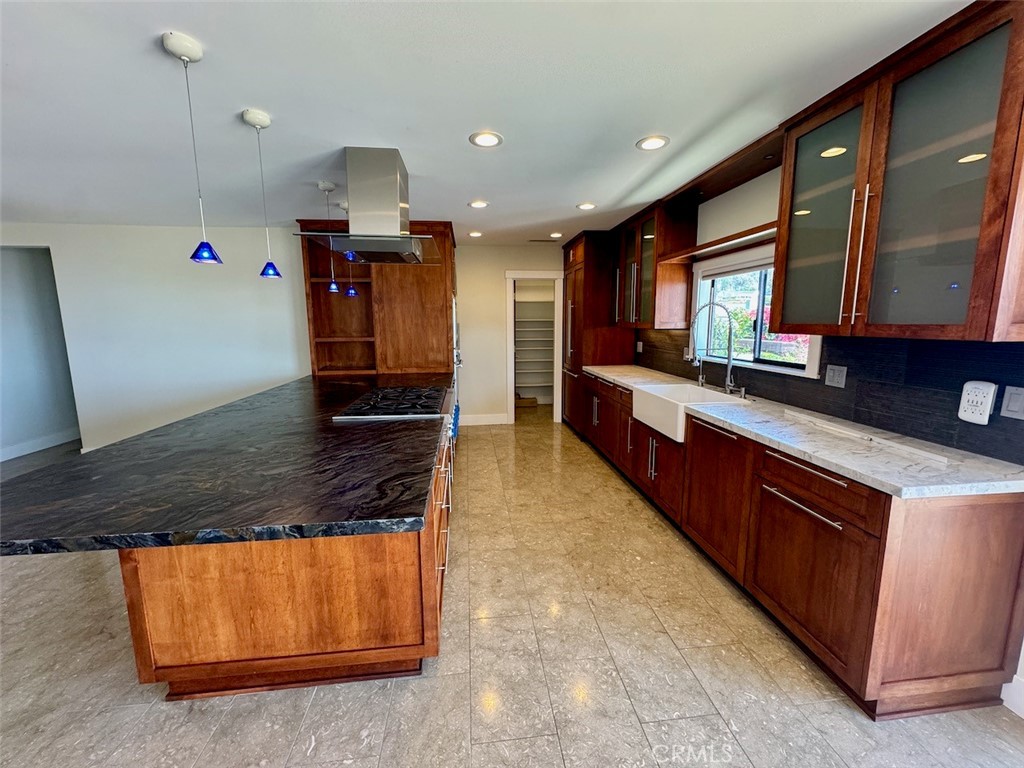 2745 Temple Hills Drive