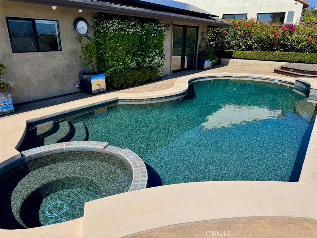 2745 Temple Hills Drive