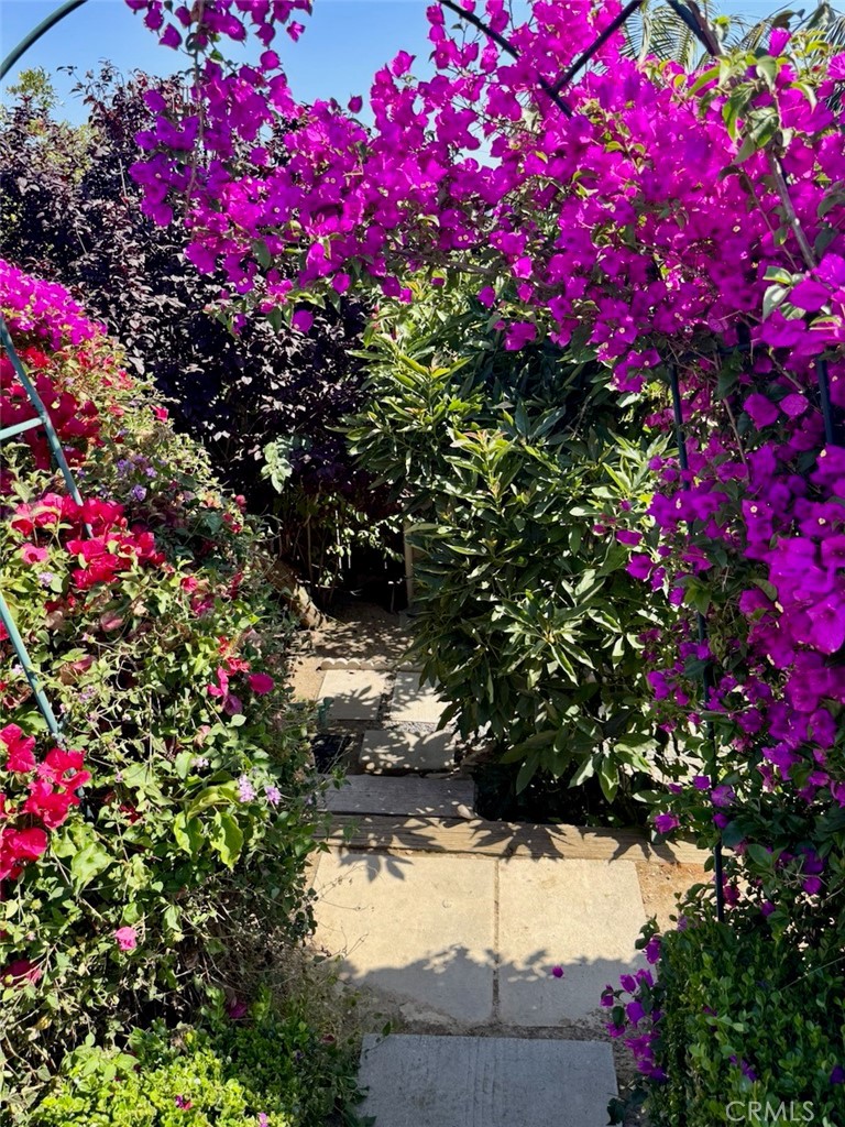 2745 Temple Hills Drive