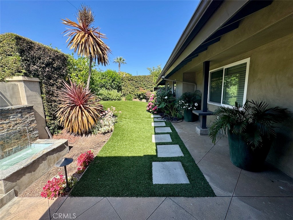 2745 Temple Hills Drive