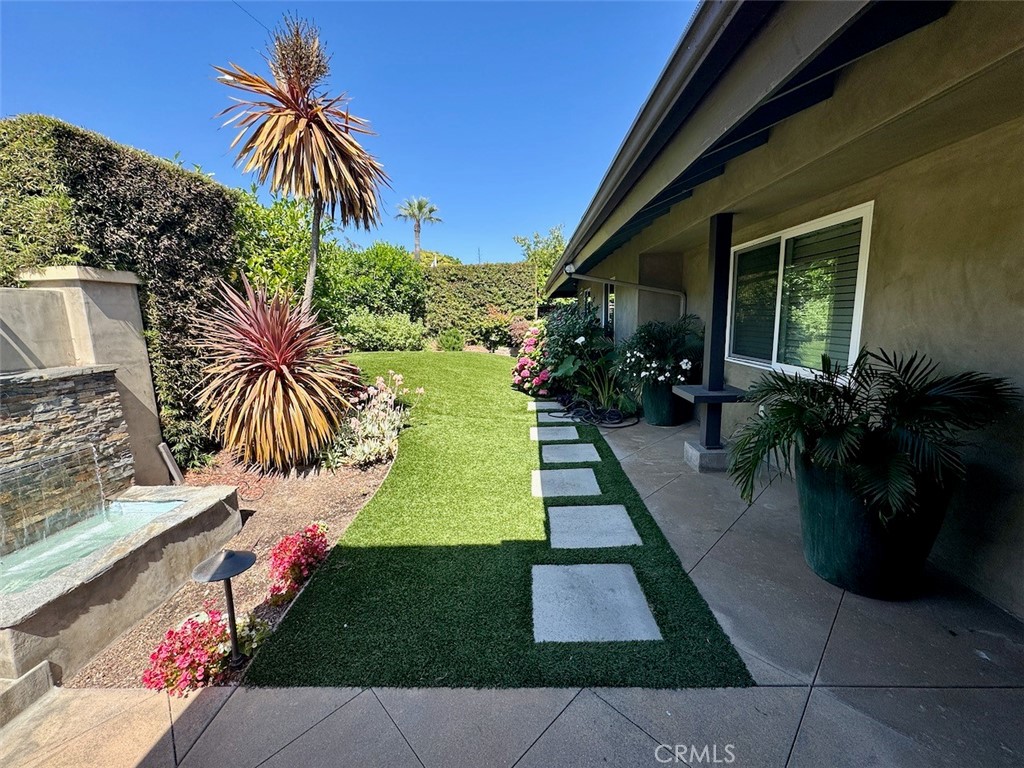 2745 Temple Hills Drive