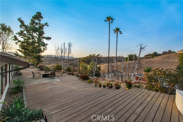 27151 Mission Hills DR