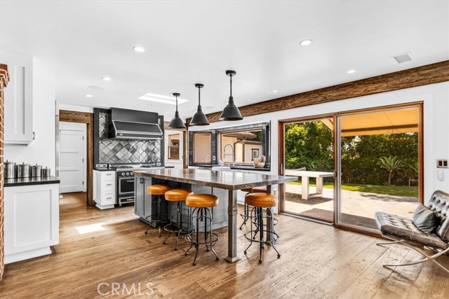 27151 Mission Hills DR