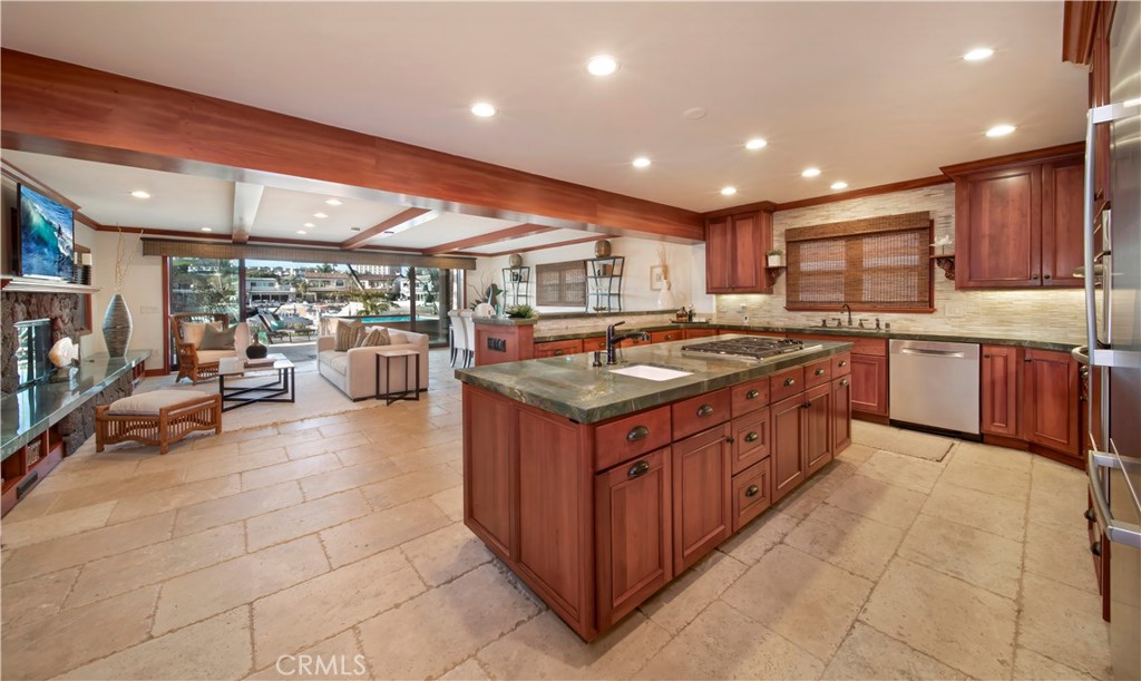 3908 Channel Place