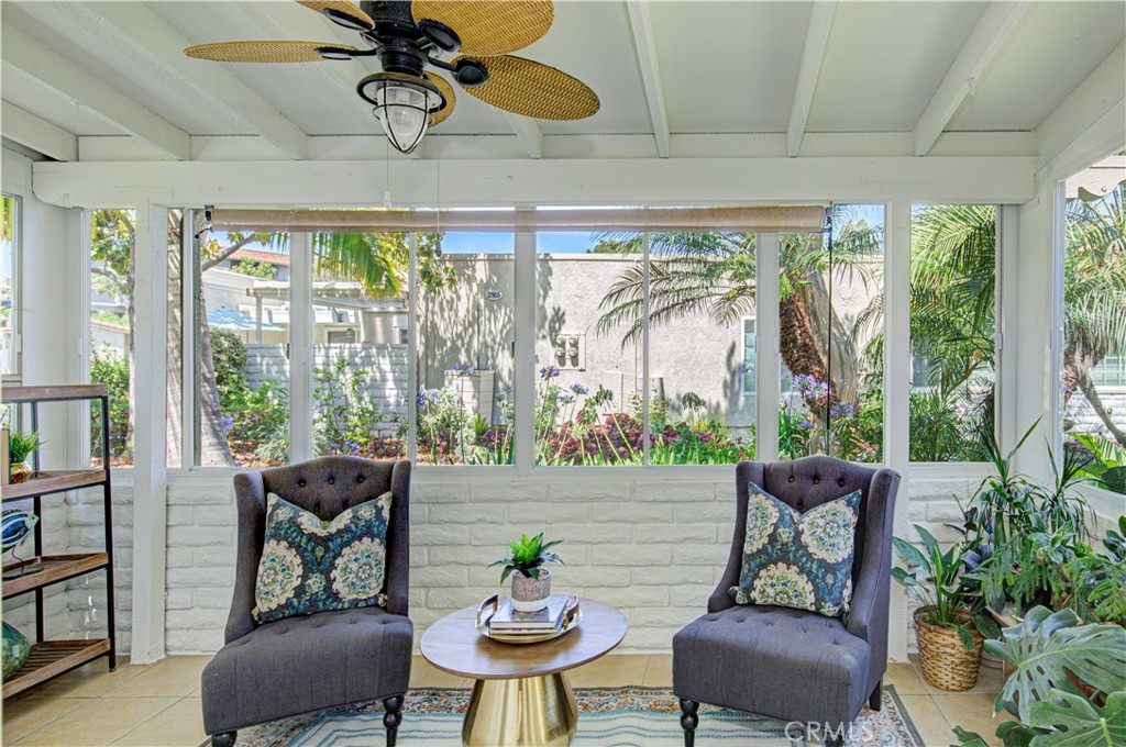 2164 Via Mariposa E D