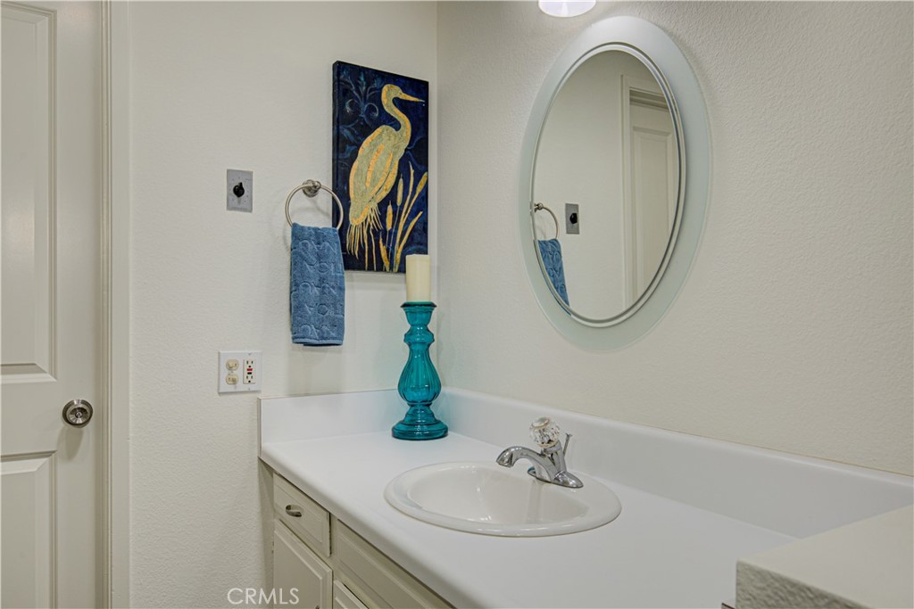 2164 Via Mariposa E D