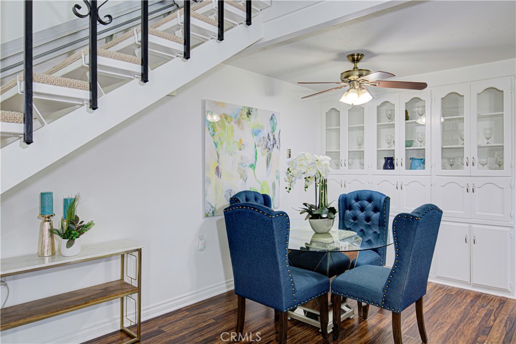 2164 Via Mariposa E D