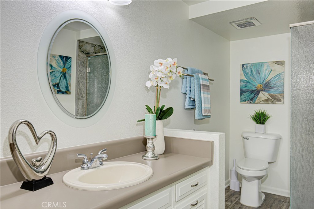 2164 Via Mariposa E D