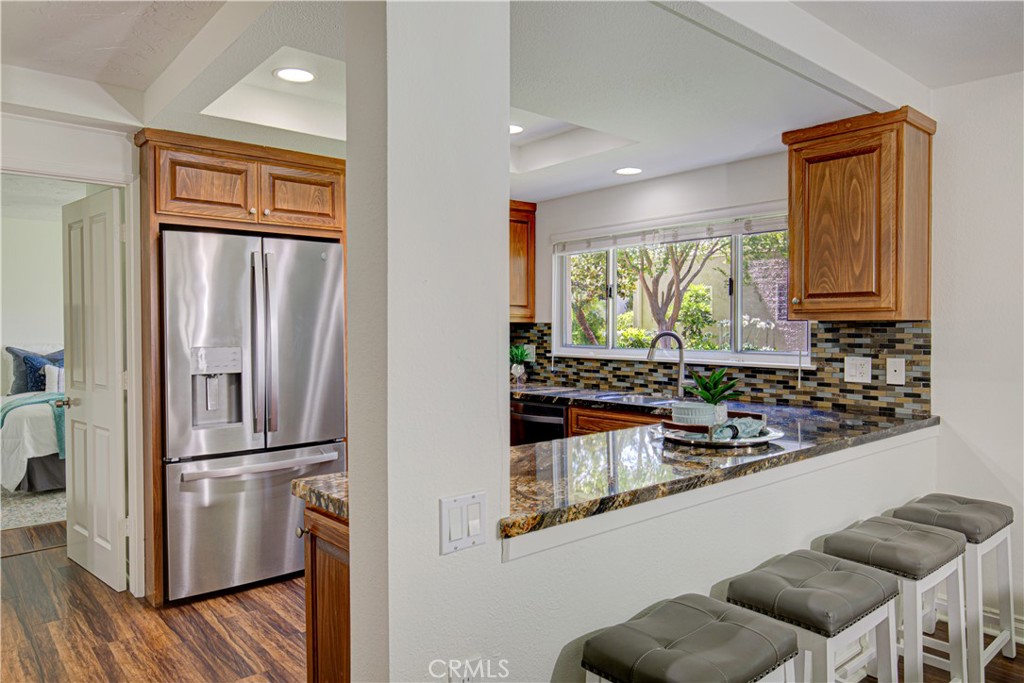 2164 Via Mariposa E D