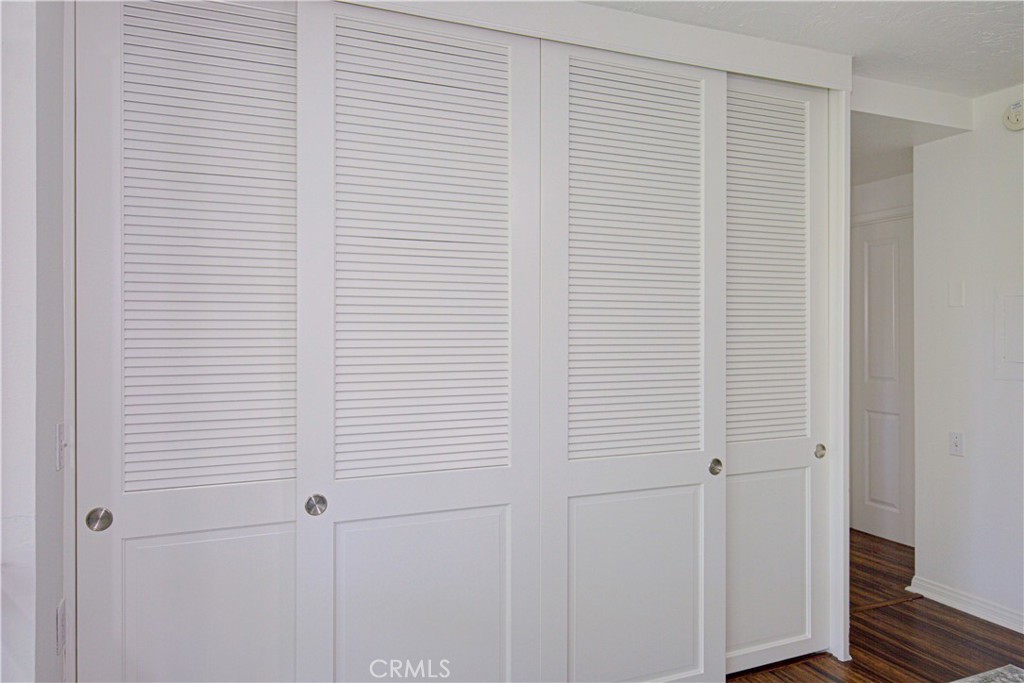 2164 Via Mariposa E D