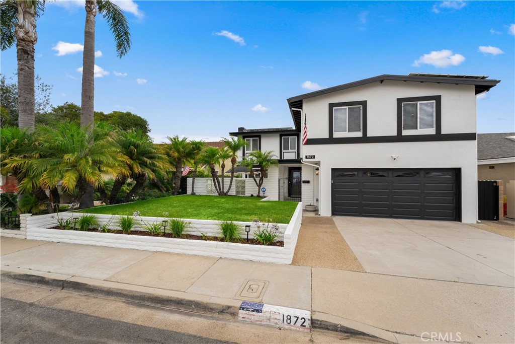 1872 Parkview Circle