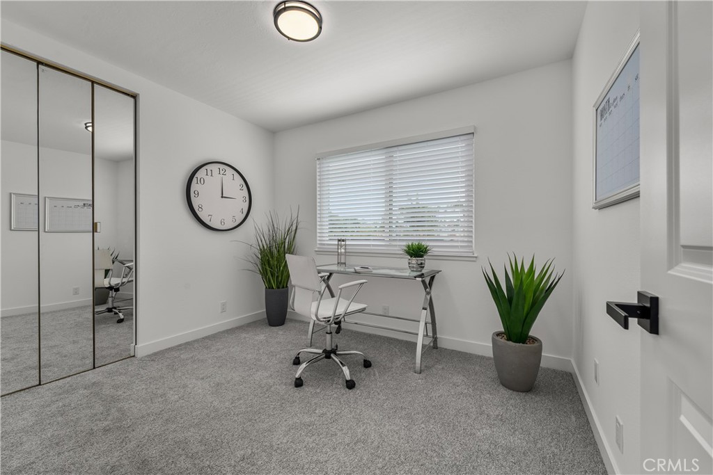 1872 Parkview Circle