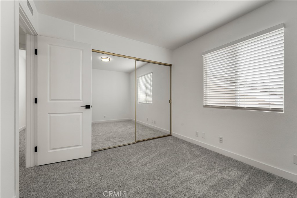 1872 Parkview Circle