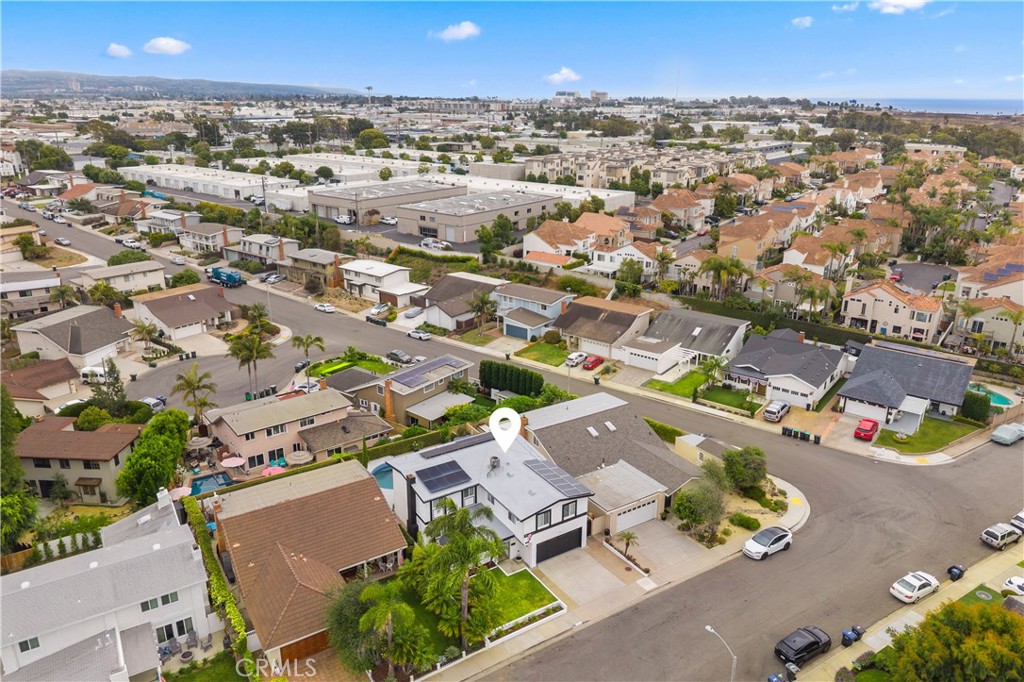 1872 Parkview Circle