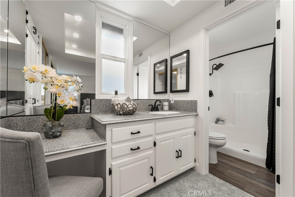 1872 Parkview Circle