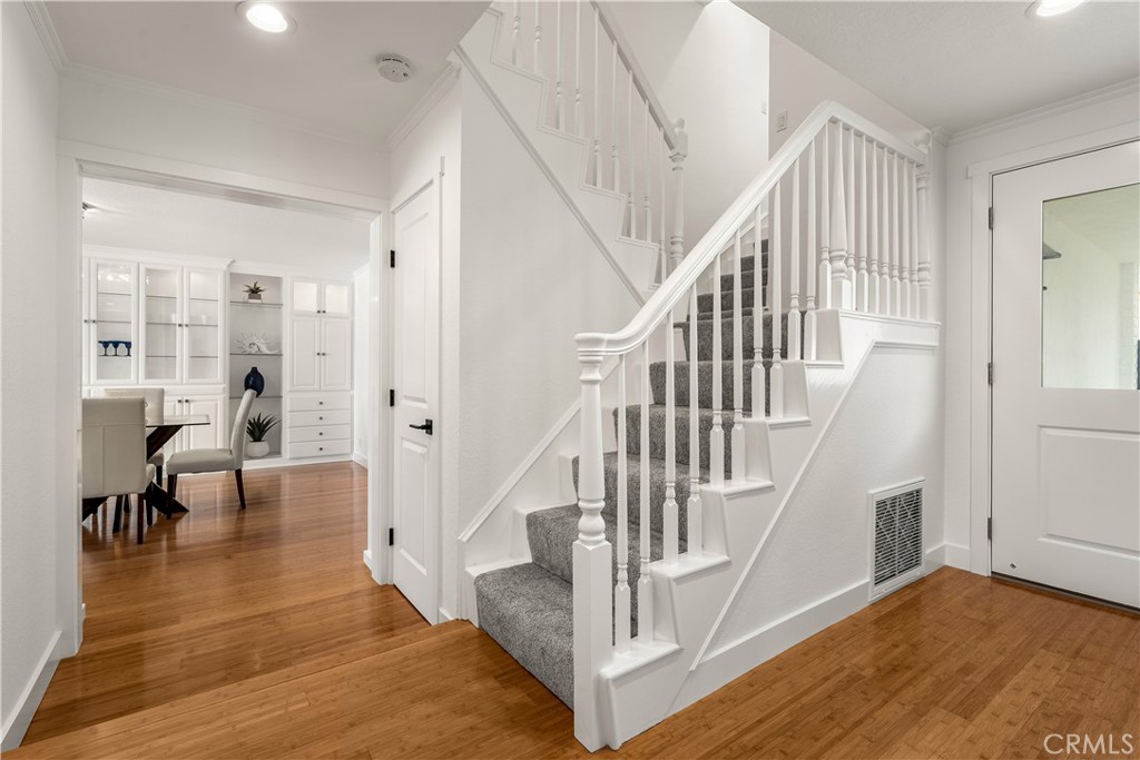 1872 Parkview Circle