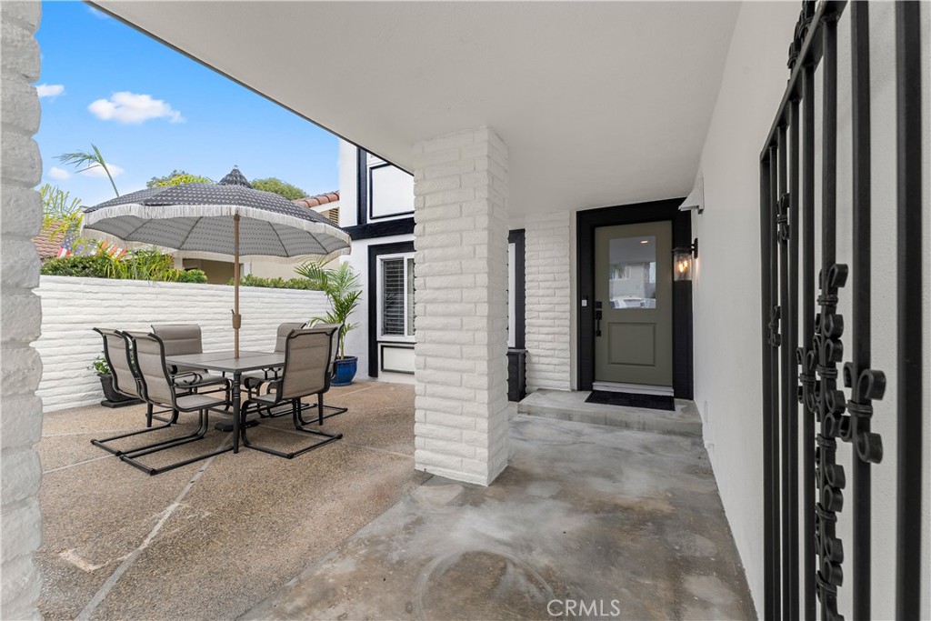 1872 Parkview Circle