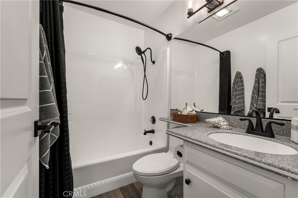 1872 Parkview Circle