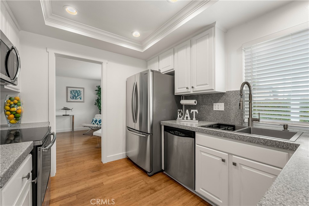 1872 Parkview Circle