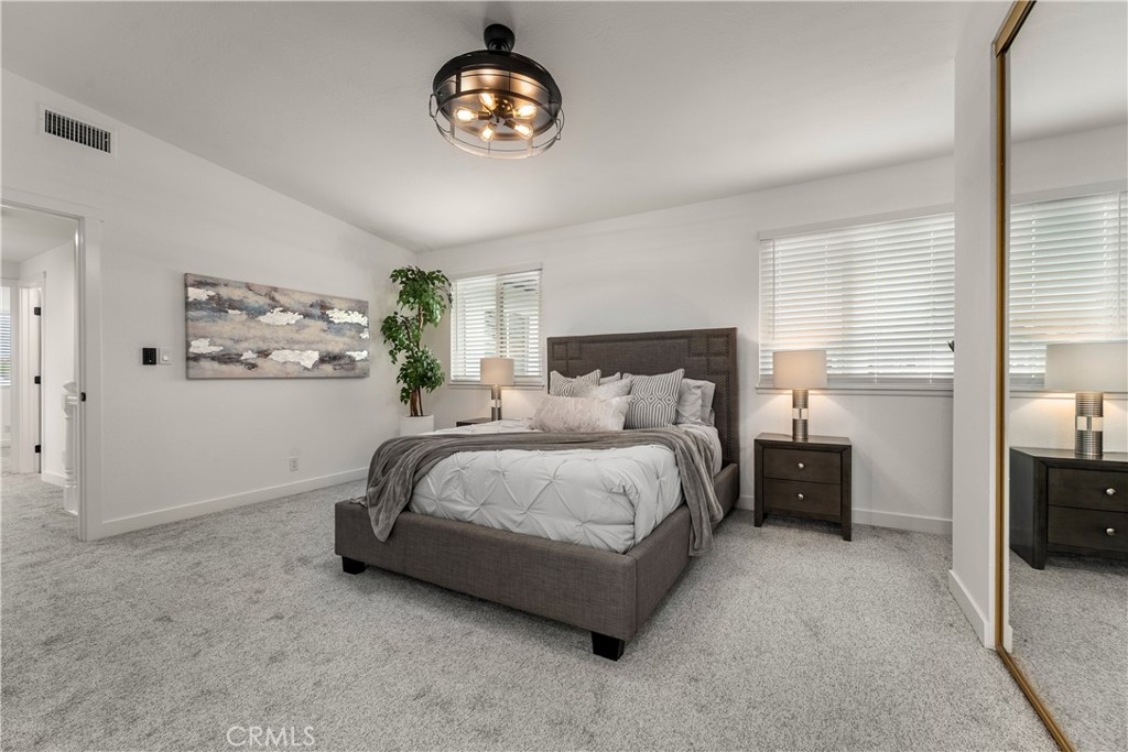 1872 Parkview Circle