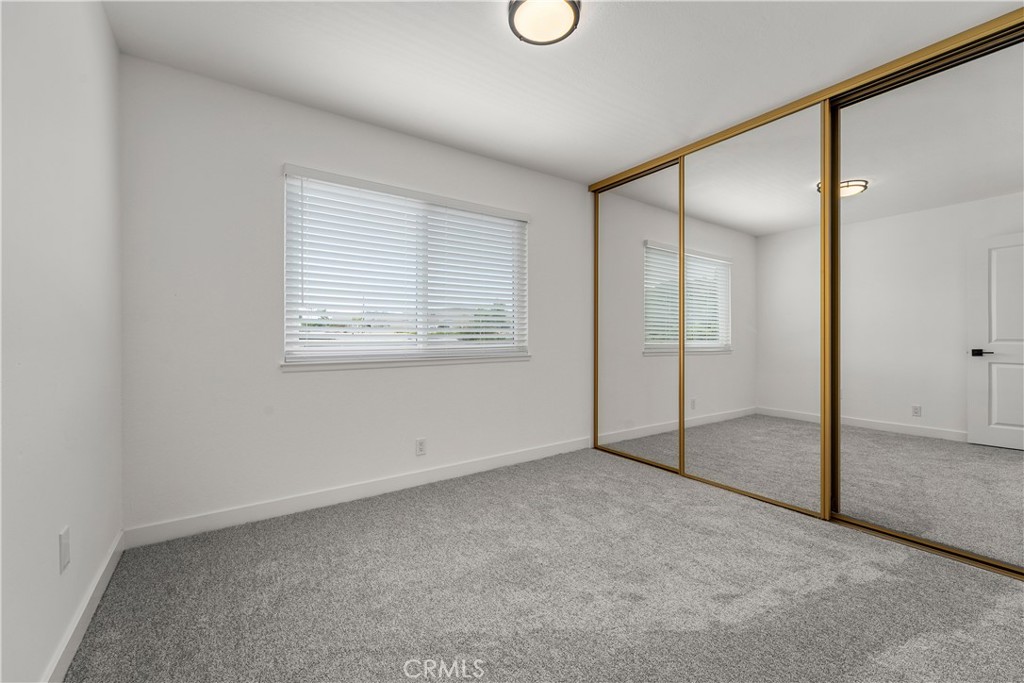 1872 Parkview Circle