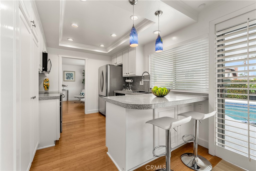 1872 Parkview Circle