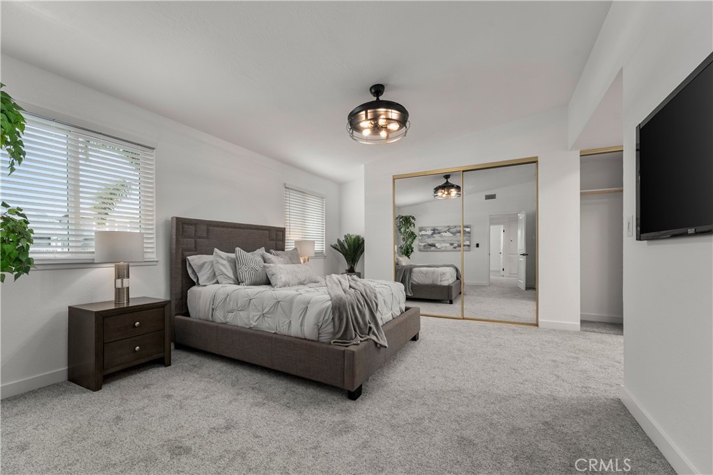 1872 Parkview Circle
