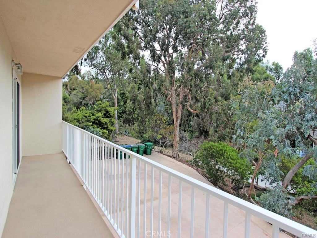 327 Calliope Street C