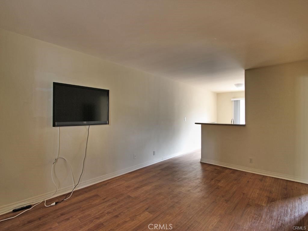 327 Calliope Street C