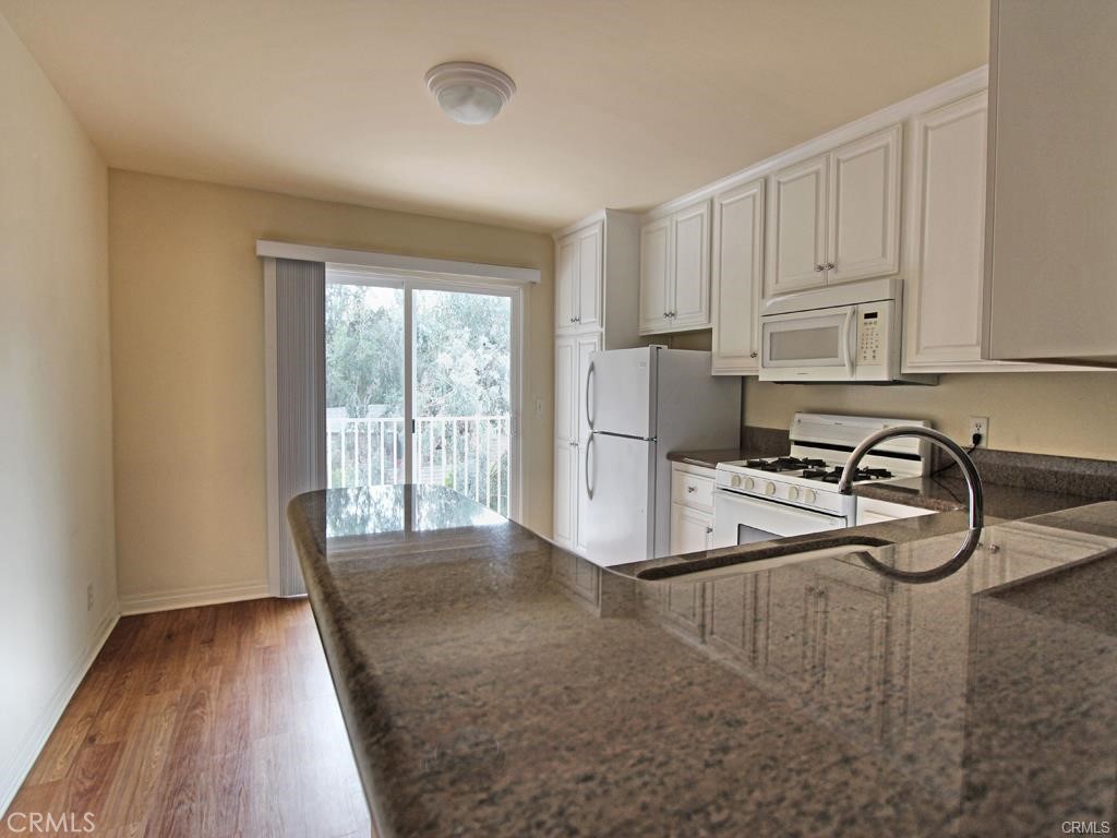 327 Calliope Street C