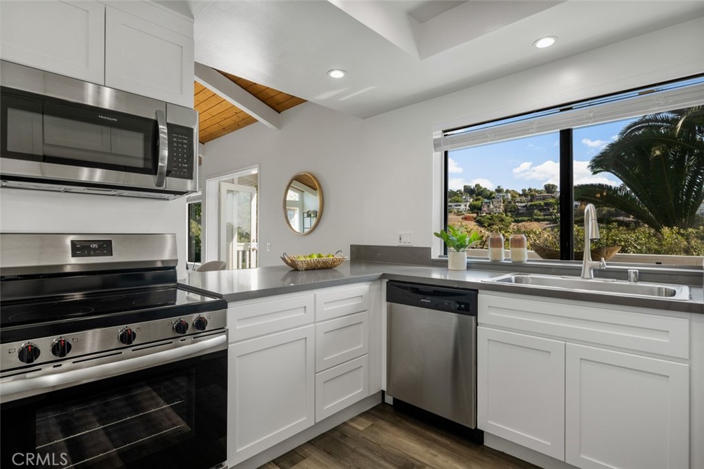 933 Meadowlark Drive