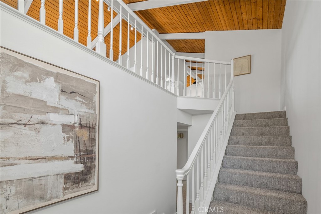 933 Meadowlark Drive