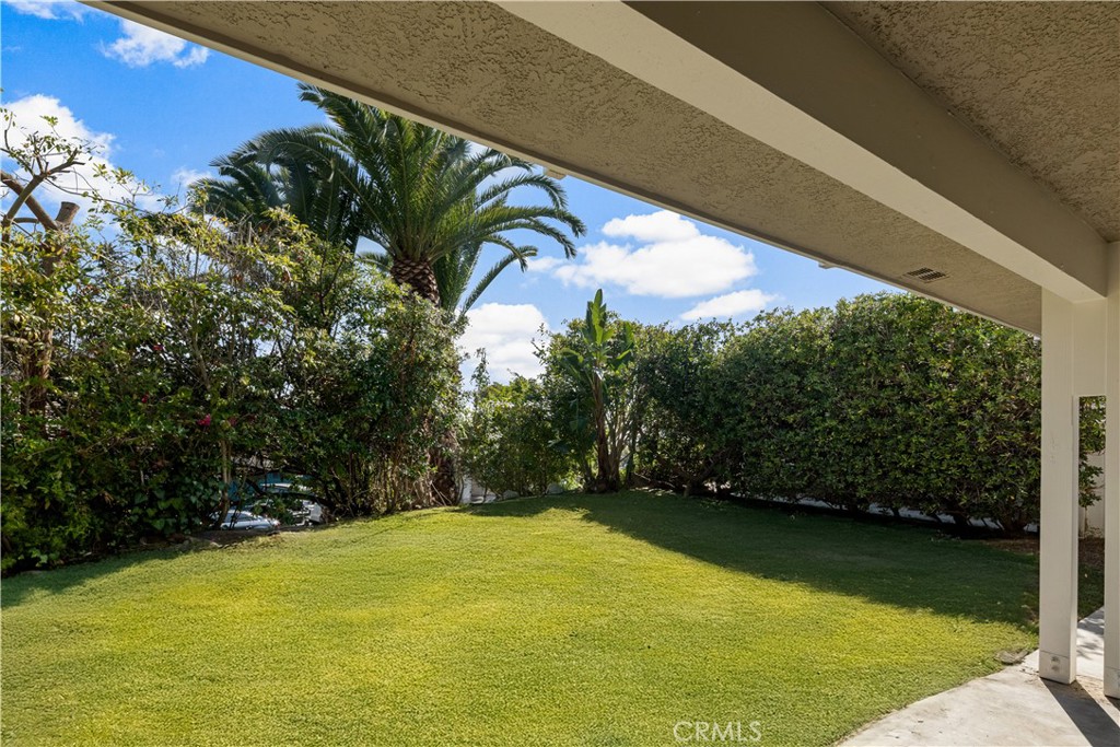 933 Meadowlark Drive