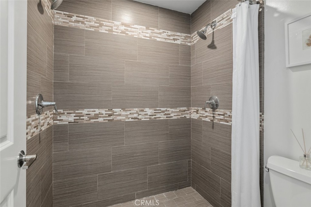 933 Meadowlark Drive