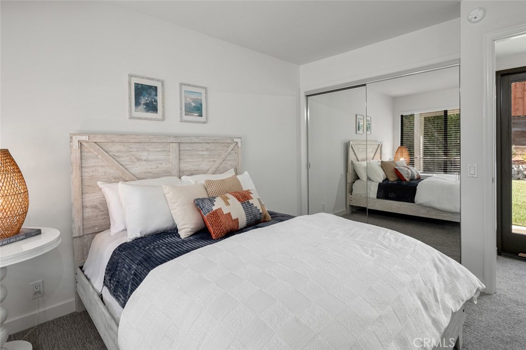 933 Meadowlark Drive