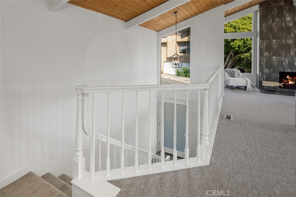 933 Meadowlark Drive