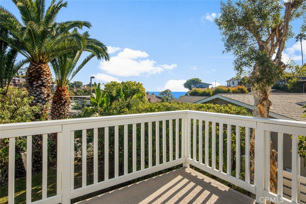 933 Meadowlark Drive