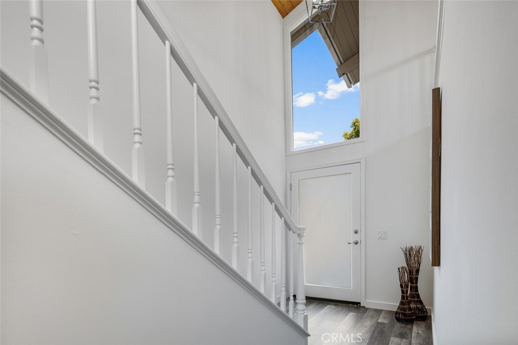 933 Meadowlark Drive