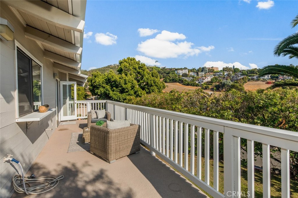 933 Meadowlark Drive