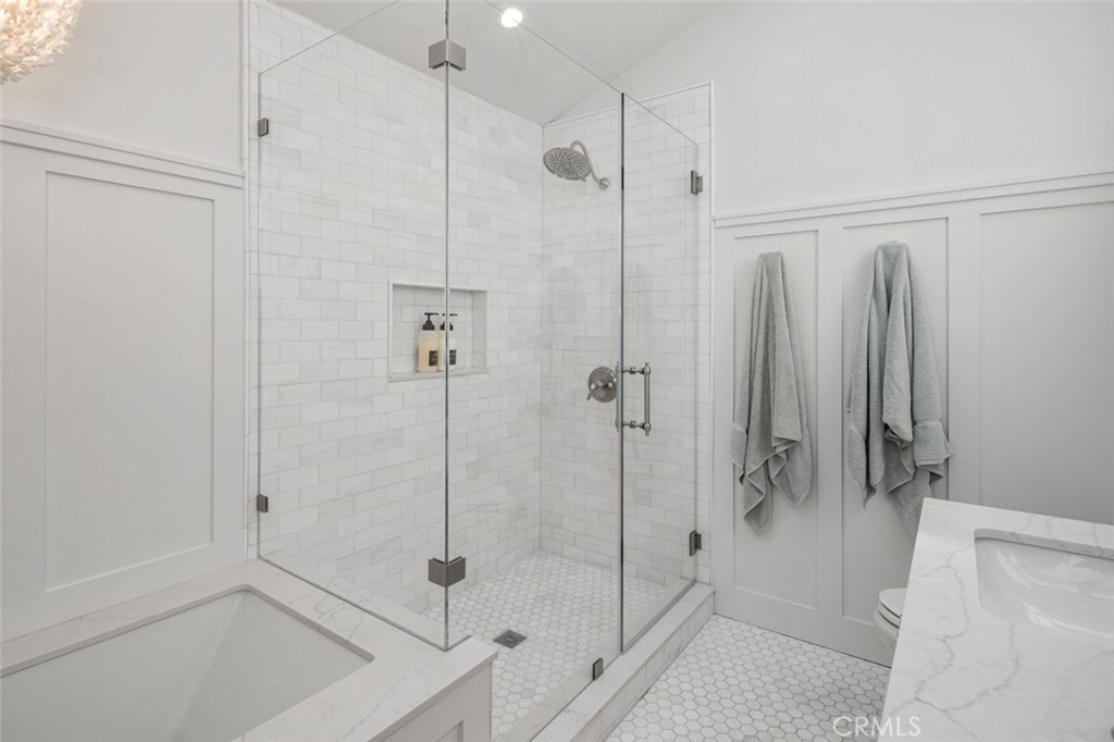 915 Huntington Street