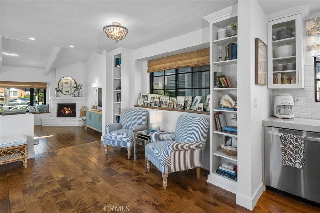 915 Huntington Street