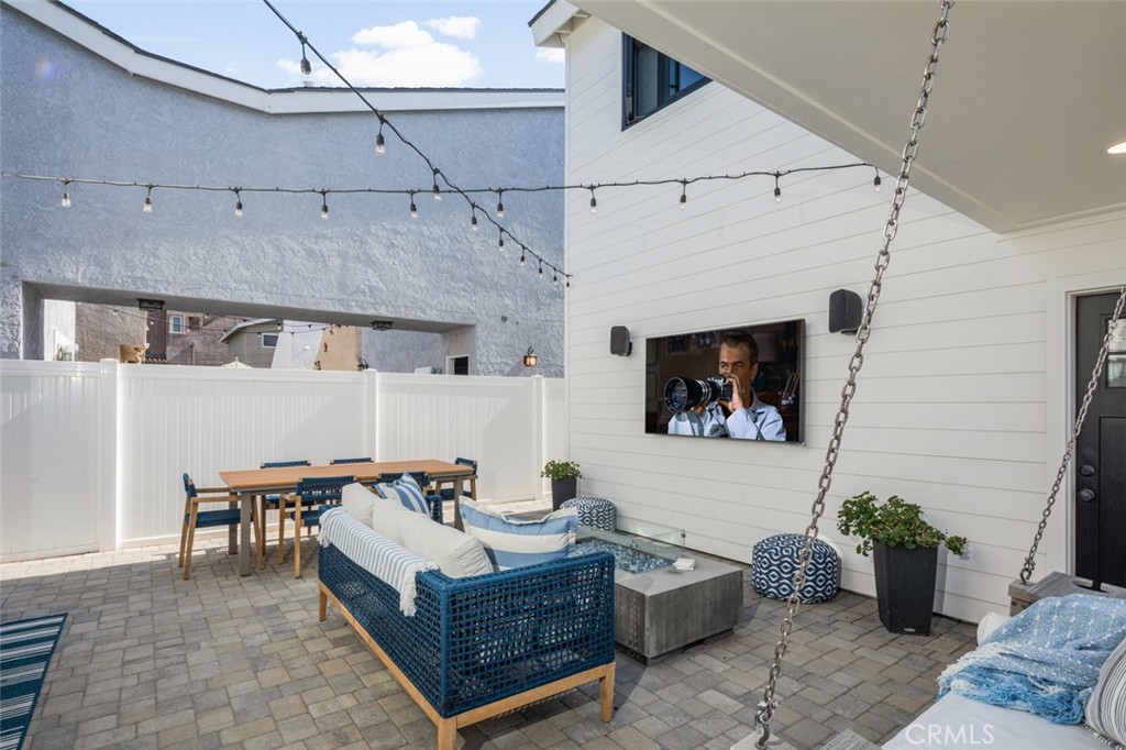 915 Huntington Street