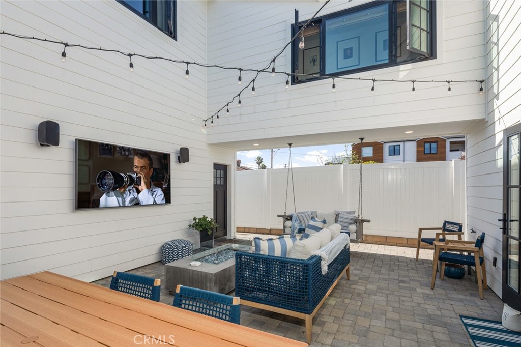 915 Huntington Street