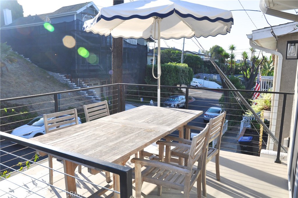 33961 Crystal Lantern Street